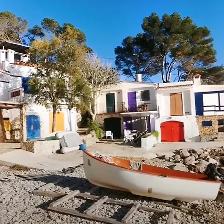 Pis Amb Parquing Al Centre De Lejlighed Palamós