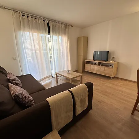 Pis Amb Parquing Al Centre De Apartman *